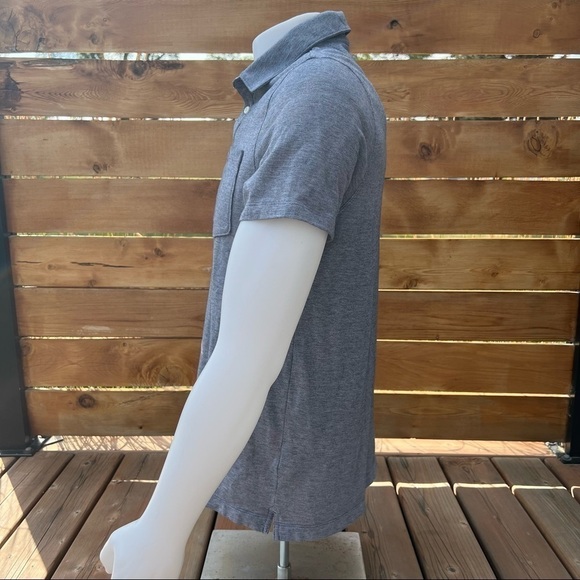 Banana Republic Performance Knit Polo - Picture 4 of 8